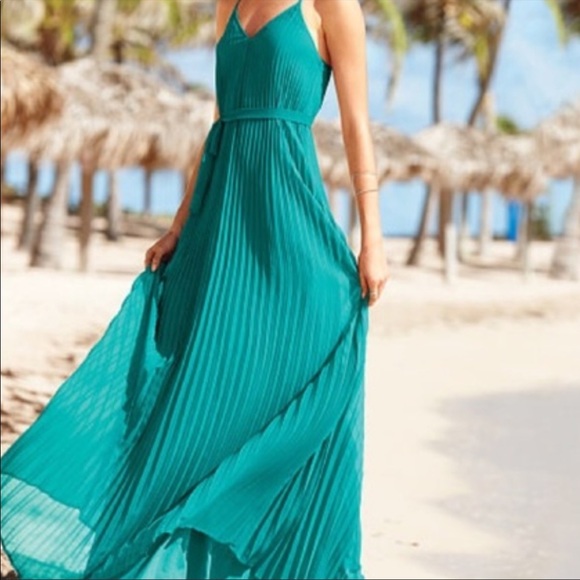 Victoria's Secret Knife Pleat Maxi Dress - Size S - Picture 1 of 9
